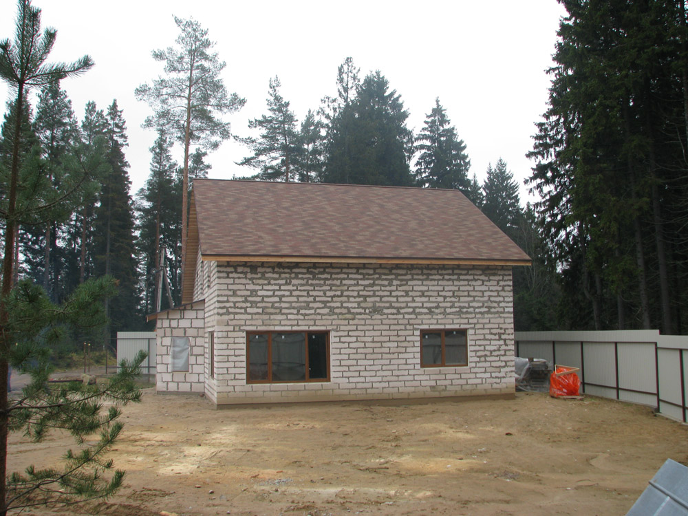 Блочный домик для гостей в поселке Керро