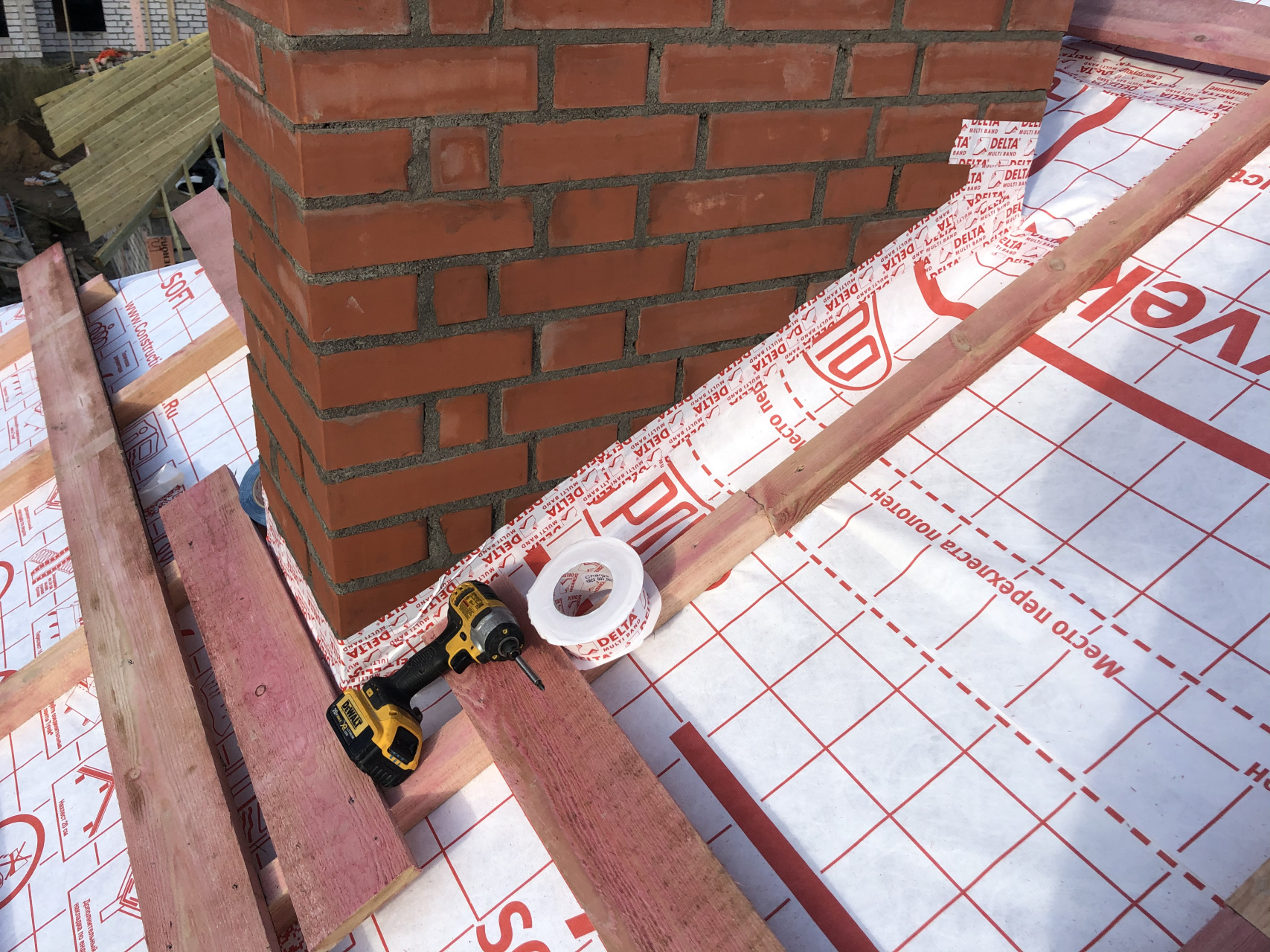 Монтаж кровли под ключ в деревне Юкки Монтаж кровли под ключ в деревне Юкки