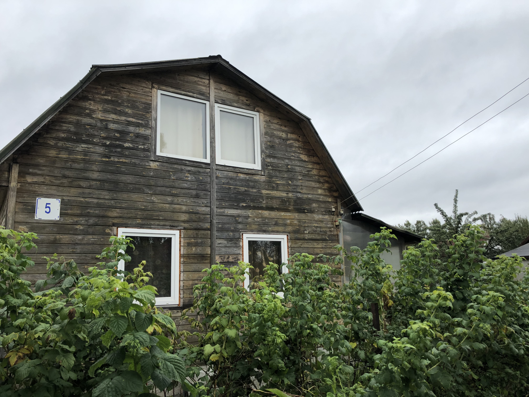 Отделка дома сайдингом в поселке Саперное