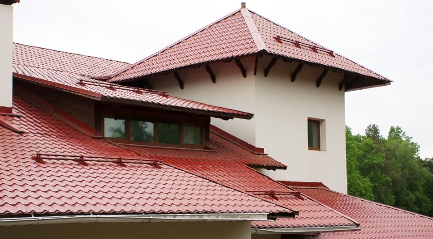 Зачем нужны снегозадержатели Зачем нужны снегозадержатели