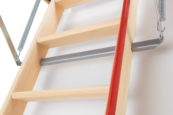 Чердачная лестница термоизоляционная Fakro LWL Extra Чердачная лестница термоизоляционная Fakro LWL Extra