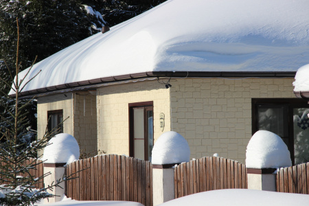 Фасадная панель Grand Line Крупный камень (Молочный Стандарт)